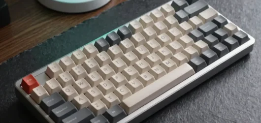 Choosing the Right Ergonomic Mechanical Keyboard for Long Coding Sessions